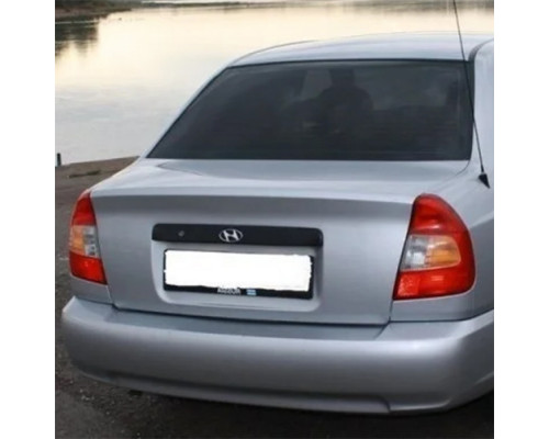 Купить Крышка багажника в цвет кузова Hyundai Accent (1999-2012) в Казани